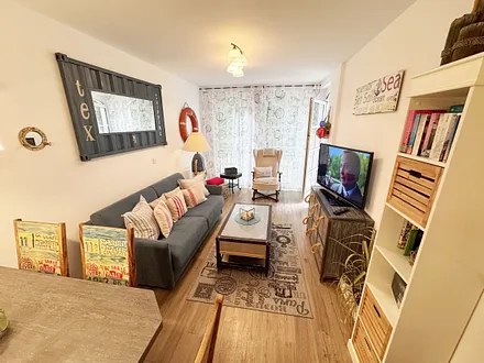 gemütlicher Wohnbereich mit Couch