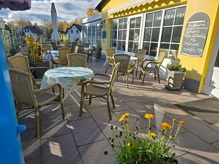 Restaurant  mit Aussenterrasse