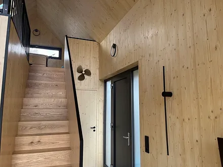 Treppe zur Galerie - Haustür