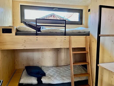 Kinderzimmer mit Doppelstockbett