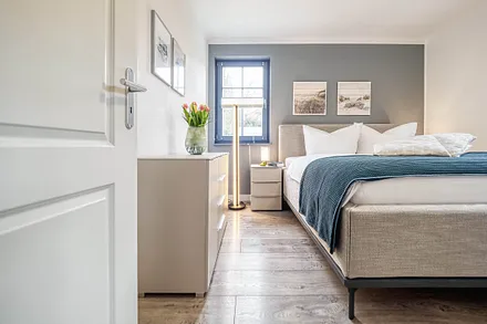 Schlafzimmer 1, Box-Springbett 160x200 