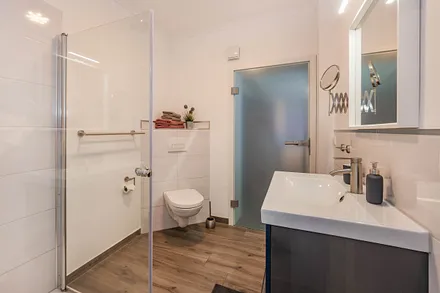 Badezimmer 2