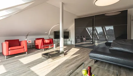 Wohnzimmer mit Schrank