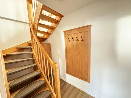 Treppe zum Obergeschoss