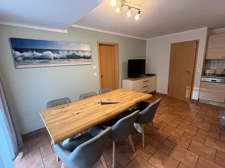 Wohnzimmer mit Essecke