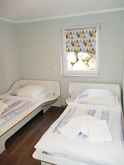 Schlafzimmer 3 mit 2 Einzelbetten 90 x 200 cm