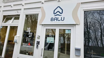 Hier bekommen Sie Ihren Wohnungsschlüssel: Ostseeallee 36/37