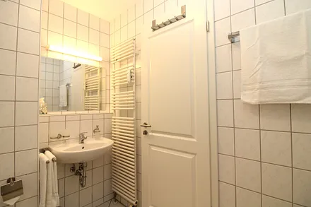 Bad mit Handtuchtrockner