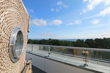 erstklassige, stilsichere Ausstattung mit 2 Balkonen (Seeseite) und Dachterrasse