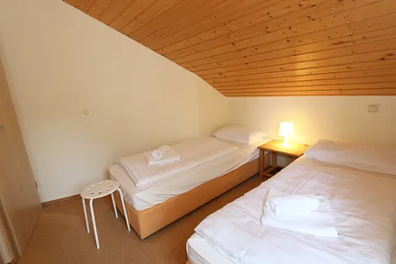 2. Schlafzimmer mit Einzelbetten