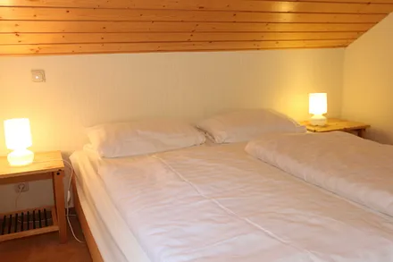 1. Schlafzimmer mit Doppelbett