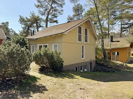 Strandhaus Dünenweg 17a - umgeben von Kiefern