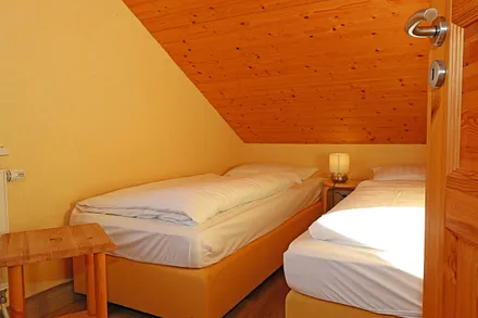 3. Schlafzimmer mit Einzelbetten