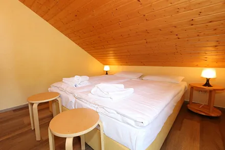 1. Schlafzimmer mit Doppelbett