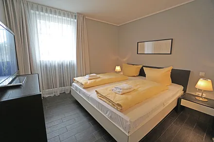 zweites Schlafzimmer mit Doppelbett