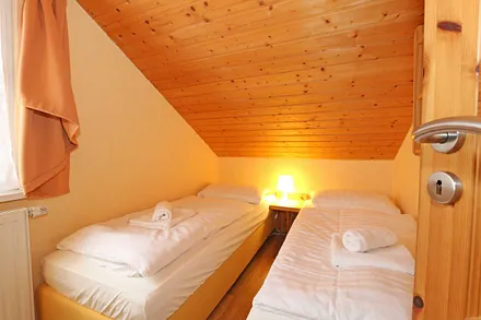 3. Schlafzimmer mit Einzelbetten