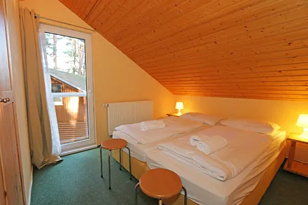 2. Schlafzimmer mit Doppelbett