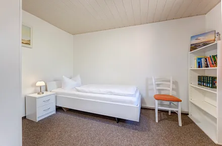 Schlafzimmer mit Einzelbett