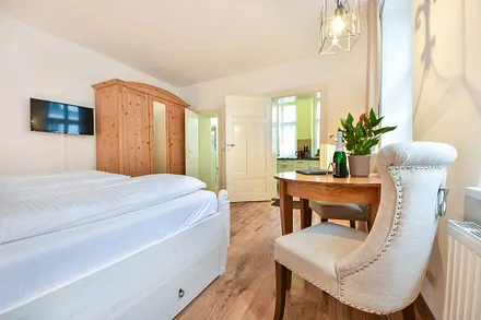 offener Wohn-/Schlafraum