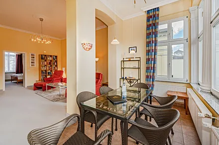 Wohnbereich mit Loggia