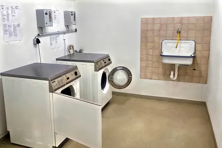 Waschmaschine & Wäschetrockner im Erdgeschoss