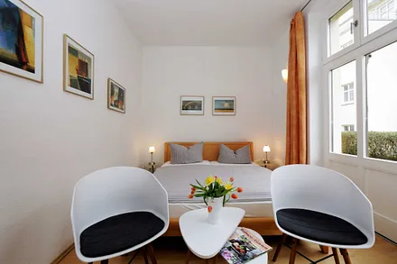 kombinierter Wohn-/ Schlafraum