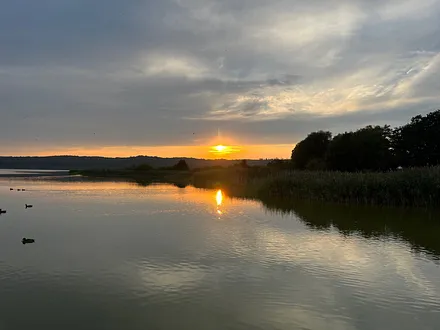 Sonnenuntergang am Schmachter See