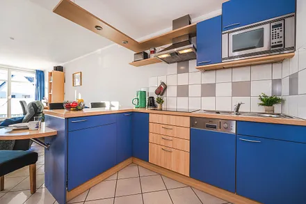 offene Küche mit Tresen