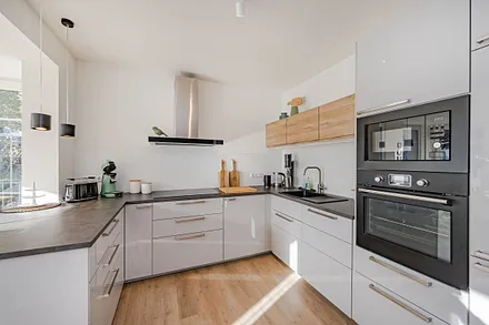 voll ausgestattete Küche