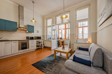 Wohnbereich mit Küchenzeile