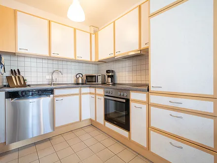 Die voll ausgestattete Küche