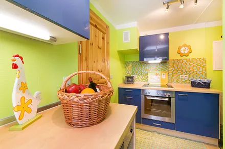 ... Backofen, Kühlgefrierkombination, Mikrowelle etc.