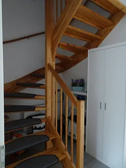 Treppe zum OG