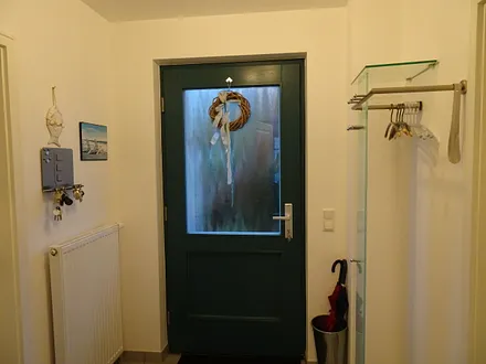 Hauseingang mit Garderobe