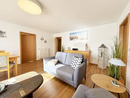 gemütlicher Wohnbereich mit Couch