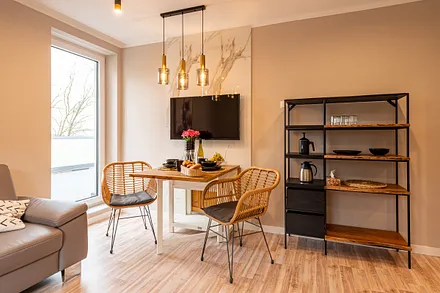 Der Blick zum Eßbereich.