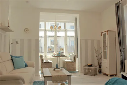 Villa Heimhehr Ferienwohnung "Baltic Sea", Wohnzimmer