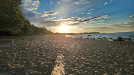 Sonnenuntergang am Nordstrand aus Richtung Nordperd Blickrichtung Seebrücke Göhren