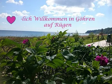 Strandweg am Nordstrand von Göhren nach Baabe. Blickrichtung Seebrücke Göhren