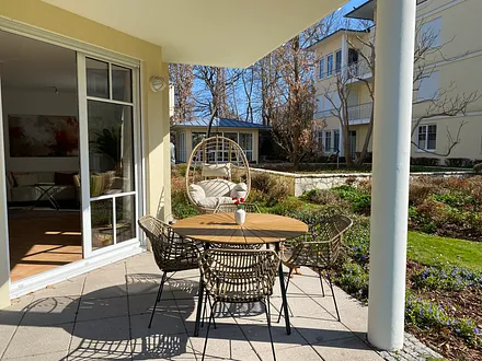 Die sonnige Süd-Terrasse