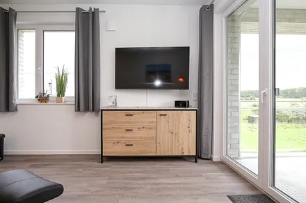 Wohnbereich mit Balkonzugang