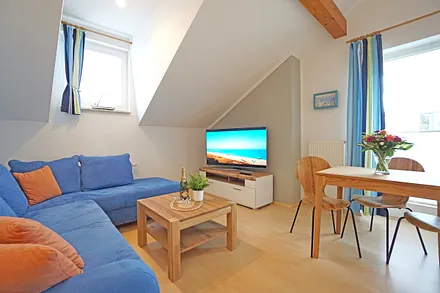 Wohnzimmer mit Schlafcouch