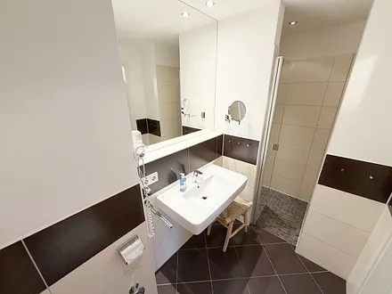Haus Meeresblick A 1.26 Seegeflüster - Badezimmer