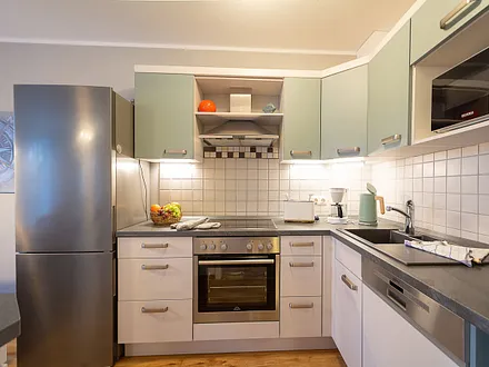 Die voll ausgestattete Küchenzeile