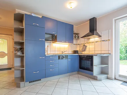 Die gut ausgestattete Küchenzeile