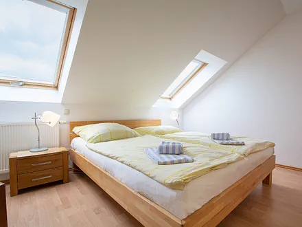 Das dritte Schlafzimmer mit Doppelbett