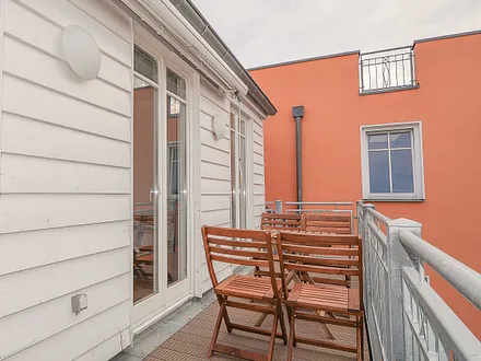 Der möblierte Balkon