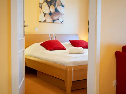 Blick ins Schlafzimmer