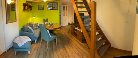 Treppe ins Obergeschoss-Schlafzimmer 