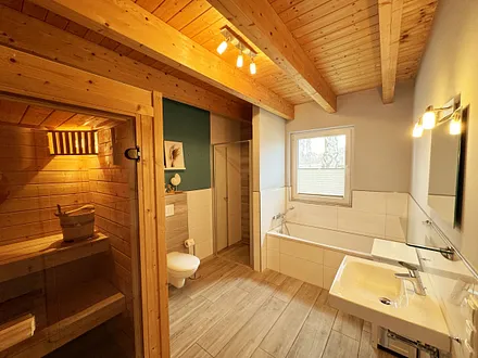 Ferienhaus Ilsebill - Blick in das untere Bad